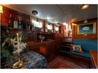 Trumpy Houseboat 
