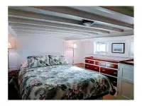 Trumpy Houseboat 