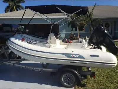 Dinghy 11 