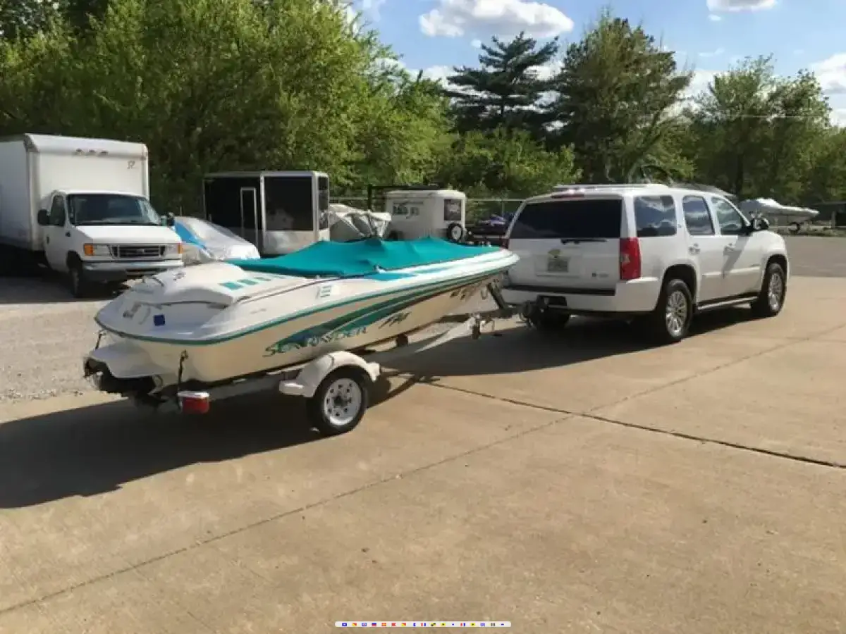 Sea Ray SeaRayder Sport Jet 120 