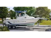 Cobia 240 Walk Around