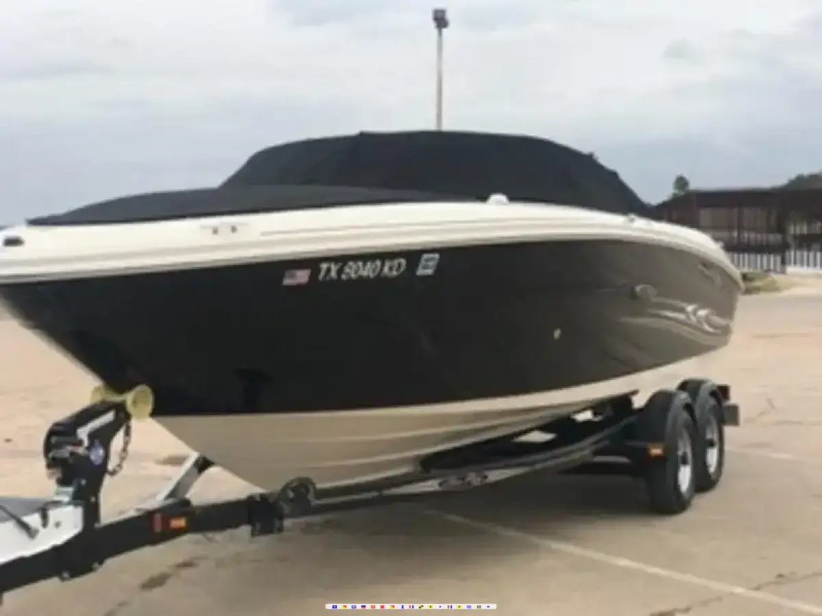 Sea Ray 220 Select Sea Ray 220 Select