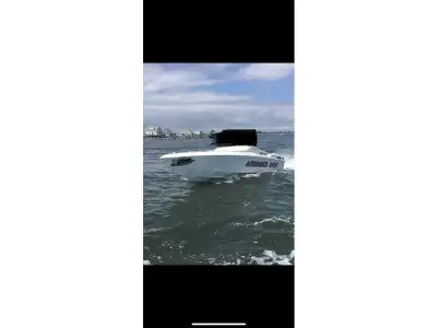 Hustler 26 foot Classic 