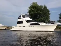 Chris Craft Sedan Flybridge 