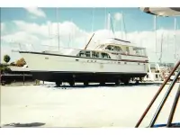 Matthews 1974 56 Fiberglas Cruiser 