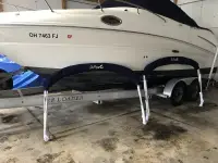 Sea Ray Sundancer 240 Sundancer 