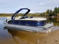 Manitou Legacy SHP 575 Pontoon 