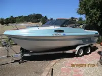 Hydro Swift highsided fishing boat 