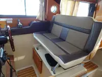 Ranger Tugs R29 Sedan 