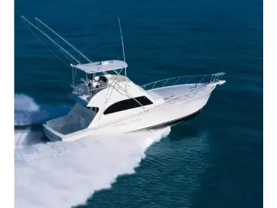 Post Yachts Convertible 