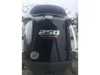Aqua Patio 250XP Tritoon 28