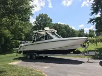 Boston Whaler 270 Vantage 
