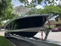 Robalo R240 