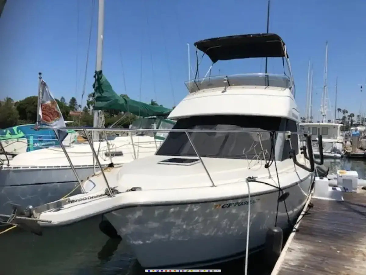 Carver 300 Aft Cabin Carver 300 Aft Cabin