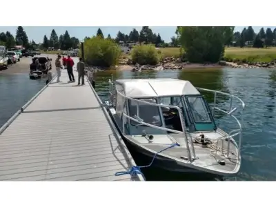 Weldcraft Hard Top Jet Boat 