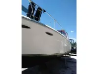 Sea Ray 370 Express