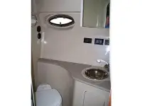 Cruisers 320 Express 