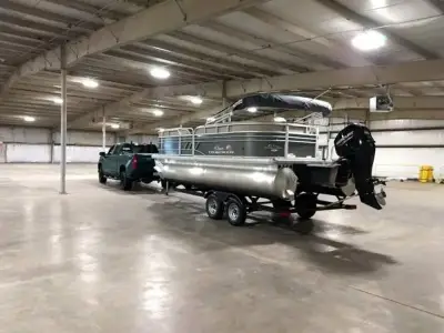 Sun Tracker Party Barge 20 DLK 
