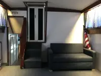 Viking 43 Double Cabin