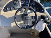 Harris Pontoon