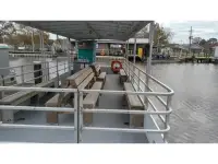 Maurell Pontoon with head