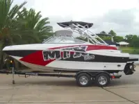 Rinker MTX 220 Extreme 