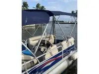 Sun Tracker Topper 1542 LW  Pontoon 