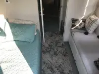 Houseboat 40