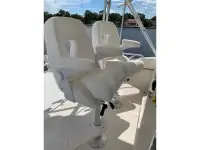 Tiara Convertible 