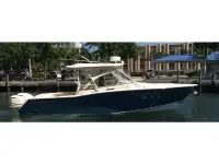 Grady White Freedom 335 