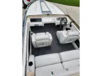 Hallett 210 Closed Bow