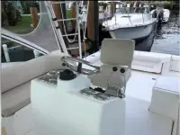 Luhrs 32 Express