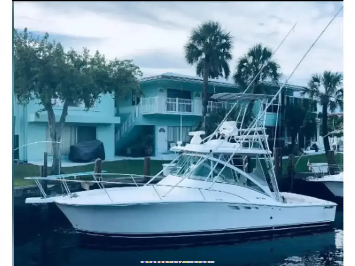 Luhrs 32 Express 