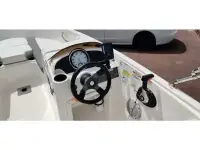 Bayliner Element XL 
