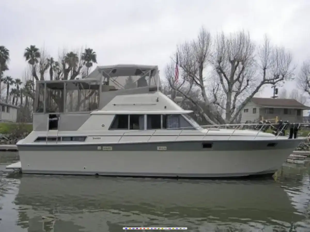 Silverton Aft Cabin Silverton Aft Cabin