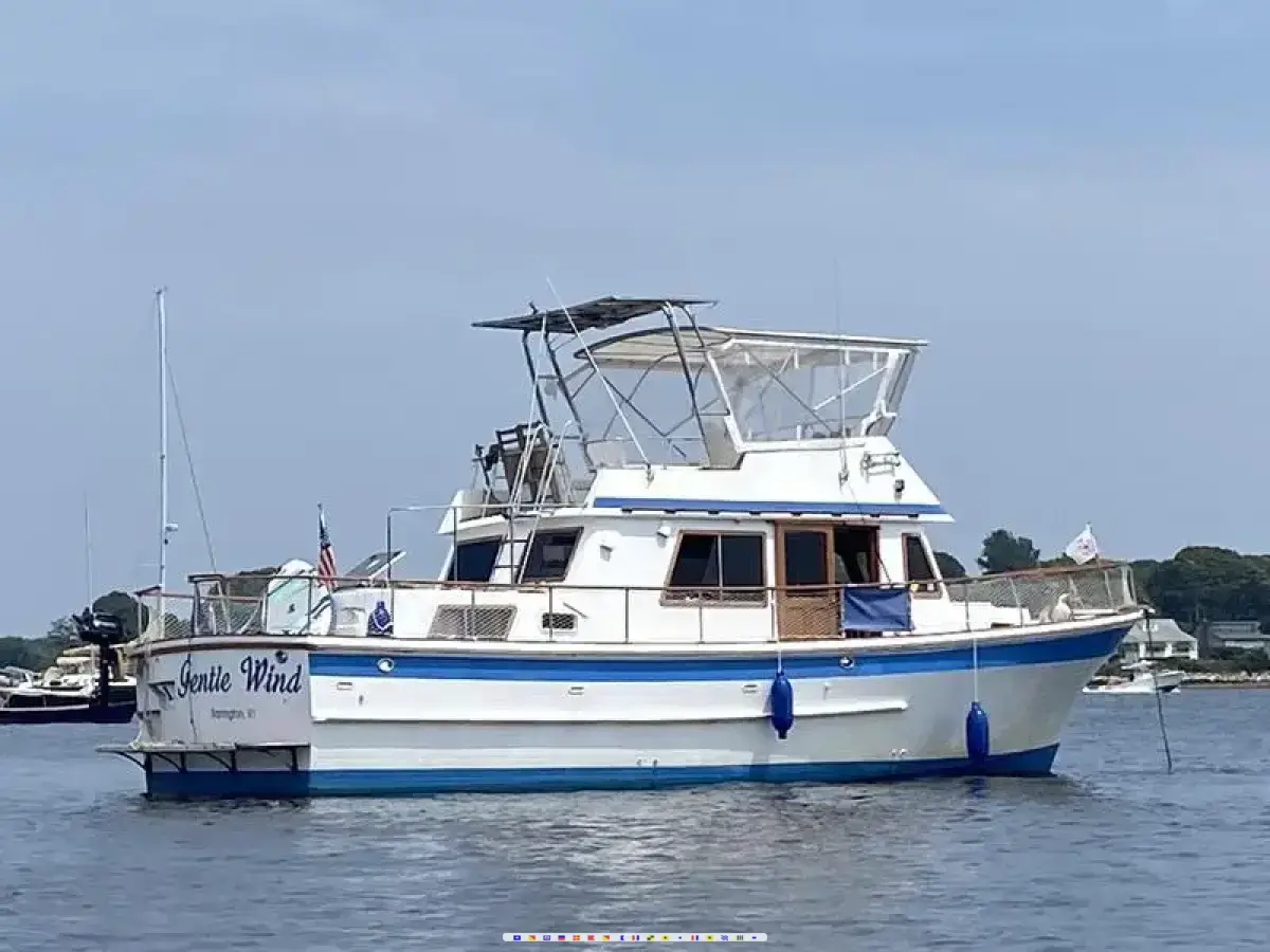 Ocean Alexander Monk Trawler 38 