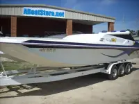 Warlock 28 SXT Catamaran 