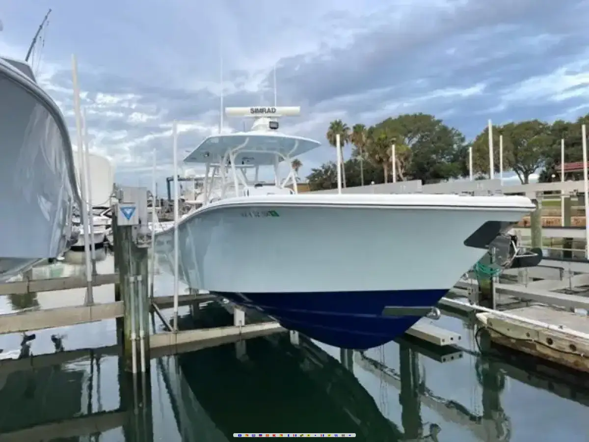 Yellowfin 32 