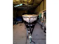 Chris Craft Stinger 222