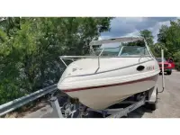 Rinker 212 Festiva Cuddy Cabin 