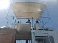 Uniflite 28 Mega 