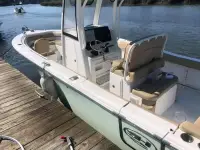 Sea Hunt 255 Ultra SE