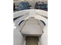 Four Winns 220 SLX 