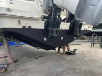 Boston Whaler Outrage 330 