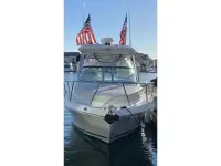 Robalo R265 Express Walkaround 