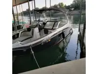 Yamaha 242 SE Limited 