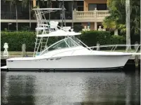 Luhrs 32 Open 