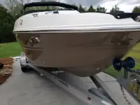 Stingray 234LR Bowrider 