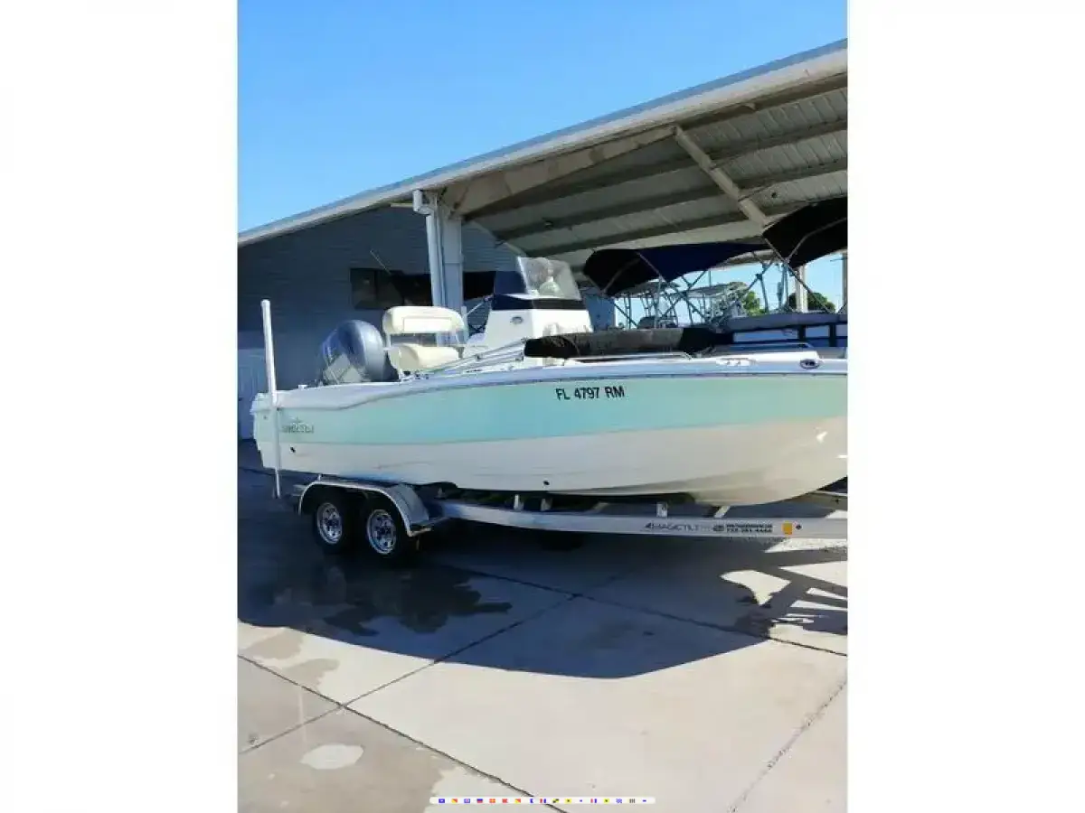 NauticStar 211 Coastal NauticStar 211 Coastal