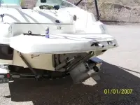 Glastron DX235 DECK BOAT